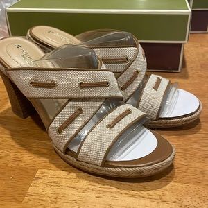 cream/teak naturalizer daquiri sandals women’s 9.5 new with box